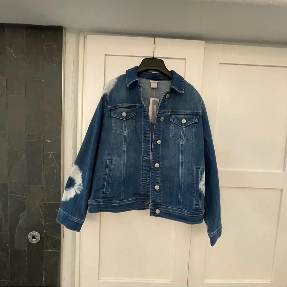 🆕CHICO’S 💙Tie Dye Comfy Denim Jacket - Picture 13 of 16